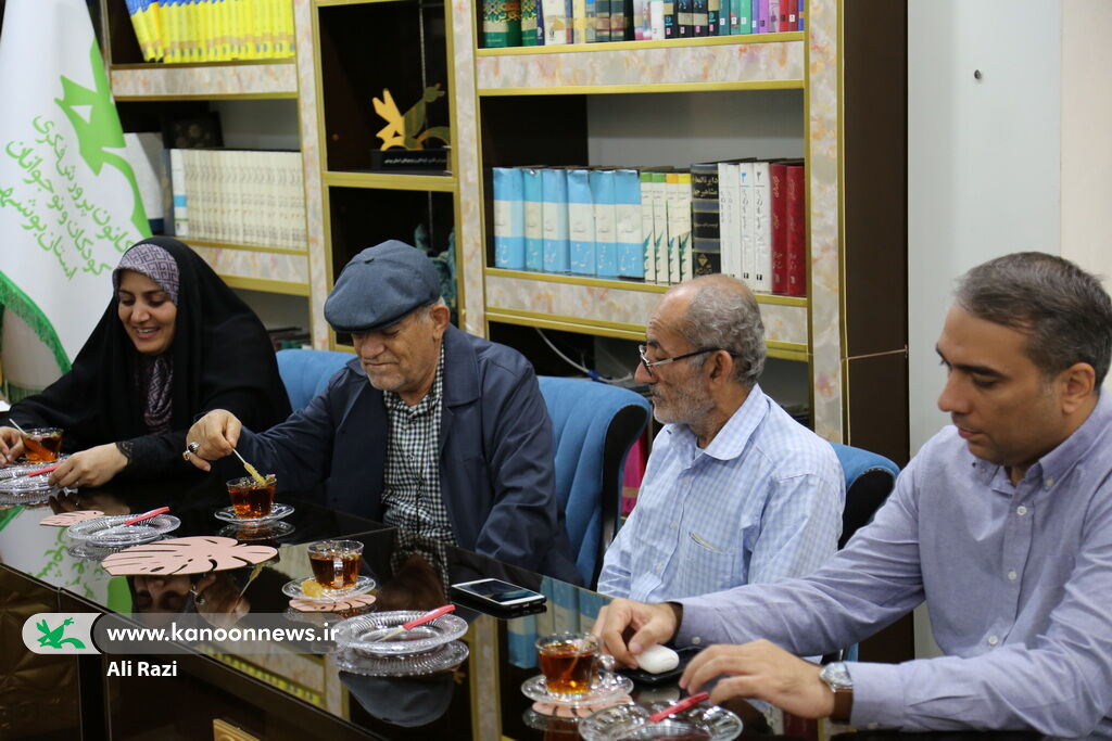 دیدار با فرزانگان کانون به مناسبت یلدا