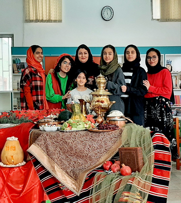 برگزاری ویژهبرنامهی "یلدای انار" در مرکز بومهن کانون تهران