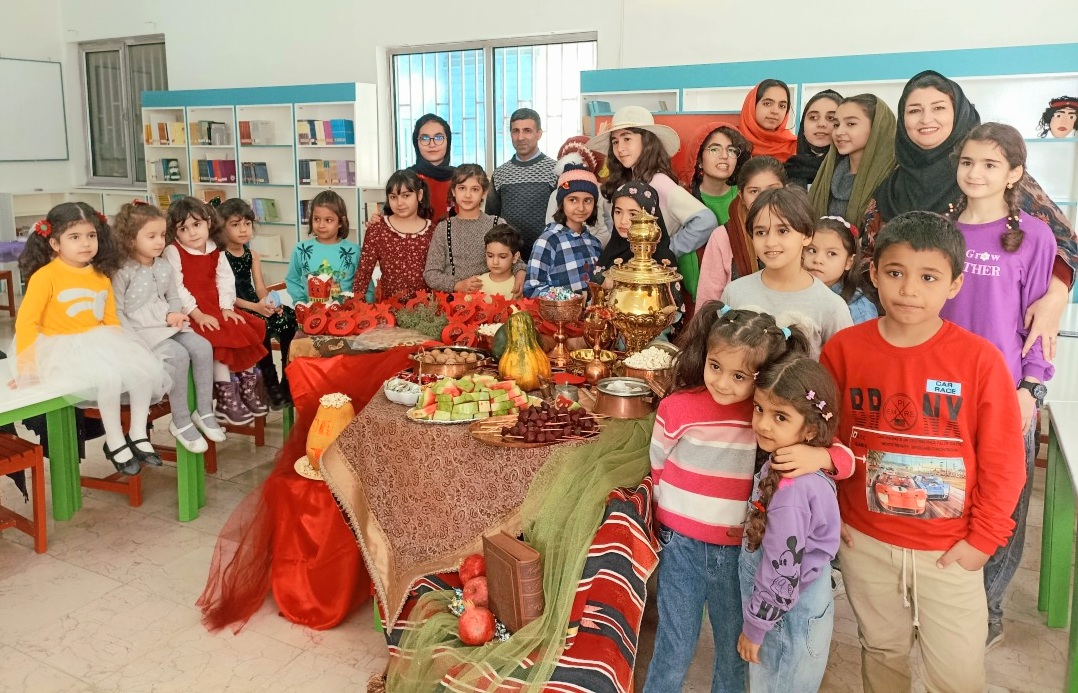 برگزاری ویژهبرنامهی "یلدای انار" در مرکز بومهن کانون تهران