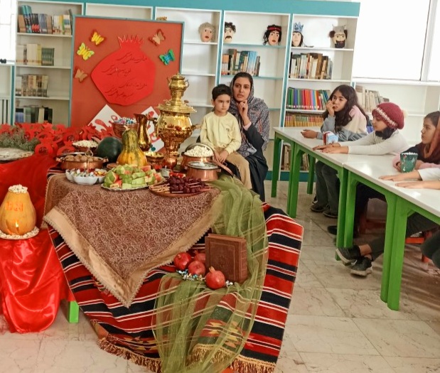 برگزاری ویژهبرنامهی "یلدای انار" در مرکز بومهن کانون تهران