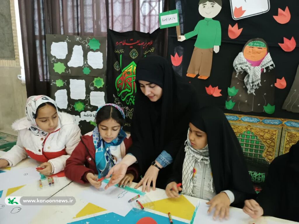 حسینیه کودک کانون لرستان در مراسم استقبال از شهدای گمنام