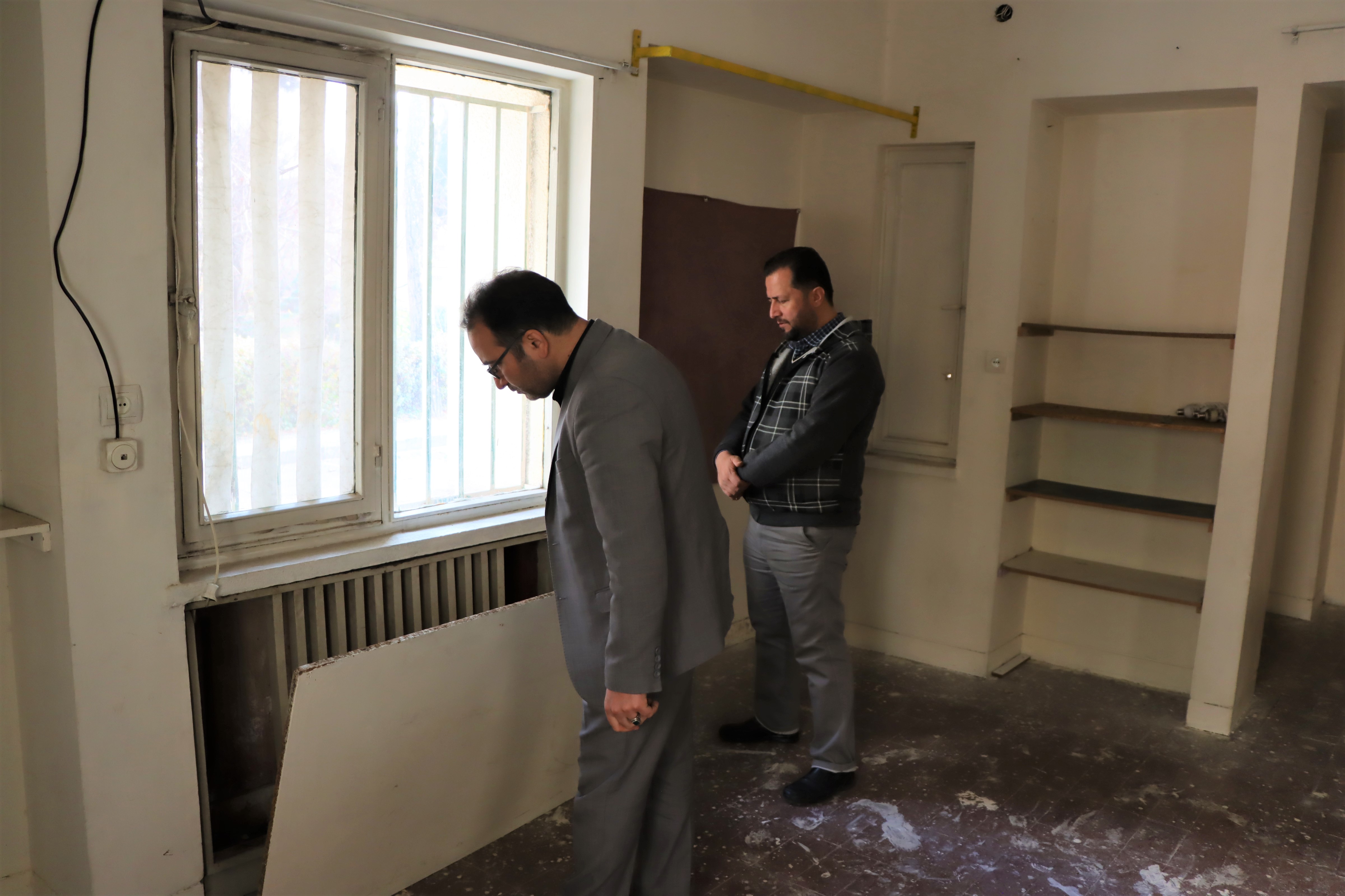 بازدید سرپرست اداره کل و معاون اداری مالی از مراکز کانون استان تهران