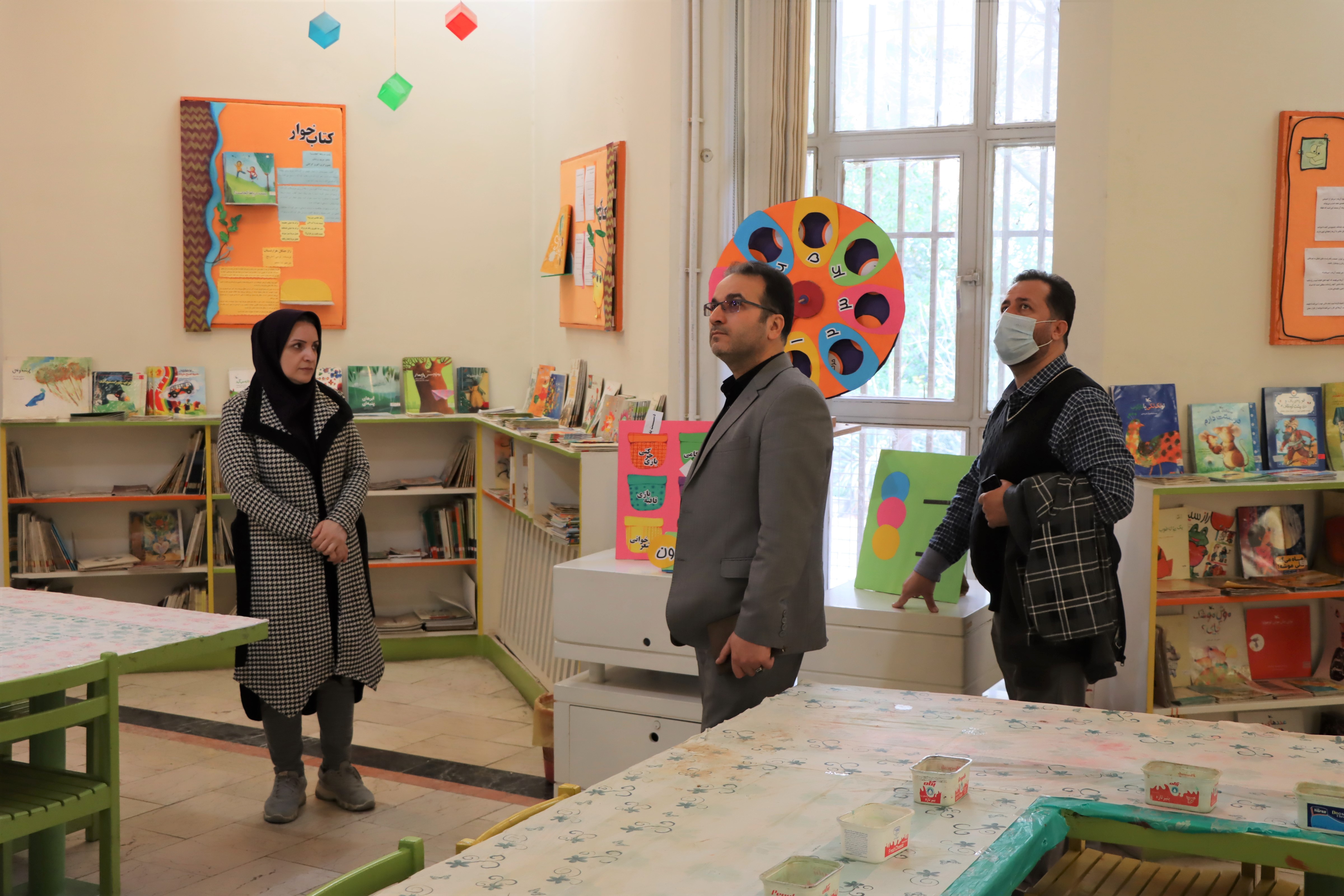 بازدید سرپرست اداره کل و معاون اداری مالی از مراکز کانون استان تهران