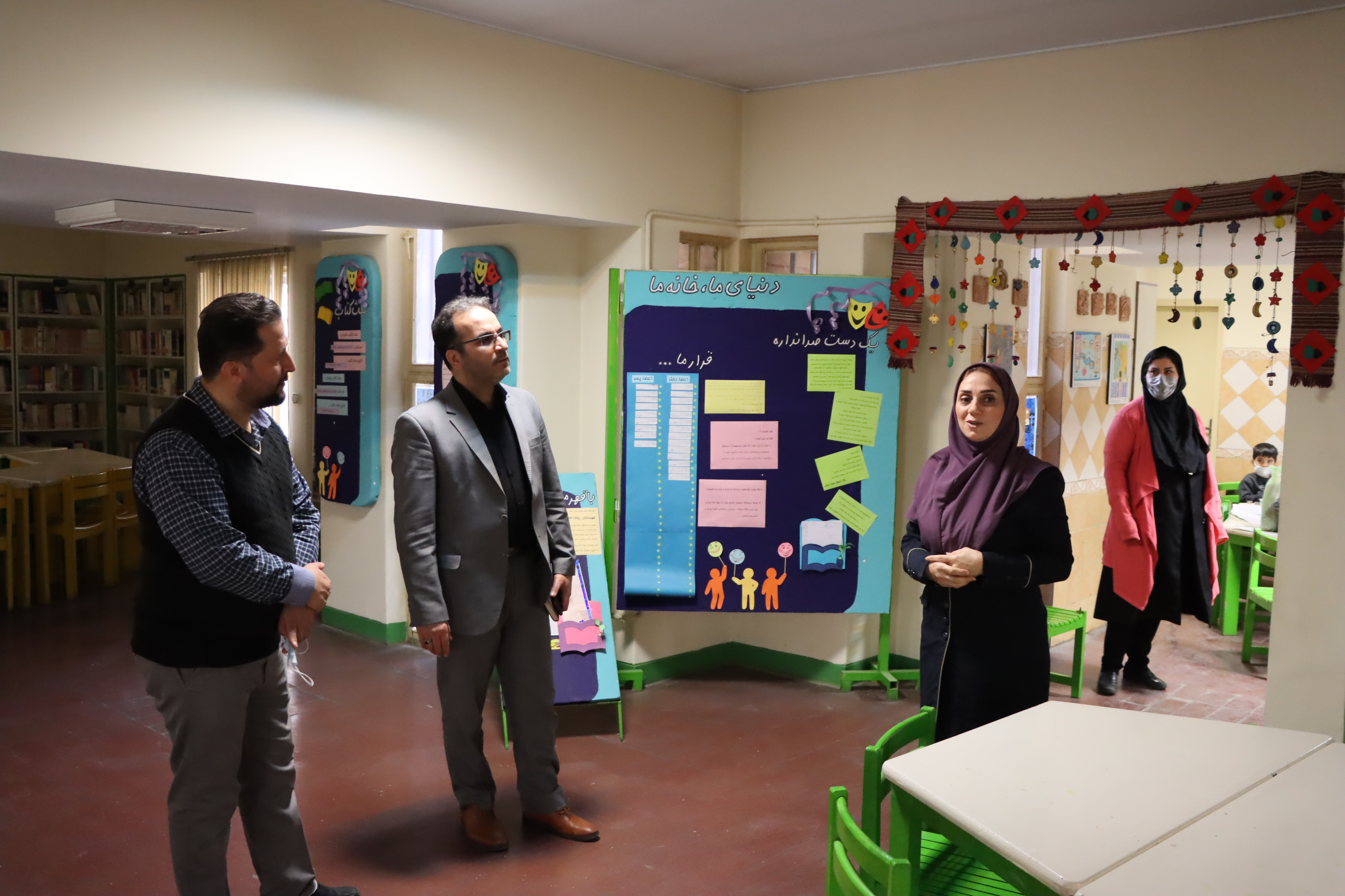 بازدید سرپرست اداره کل و معاون اداری مالی از مراکز کانون استان تهران