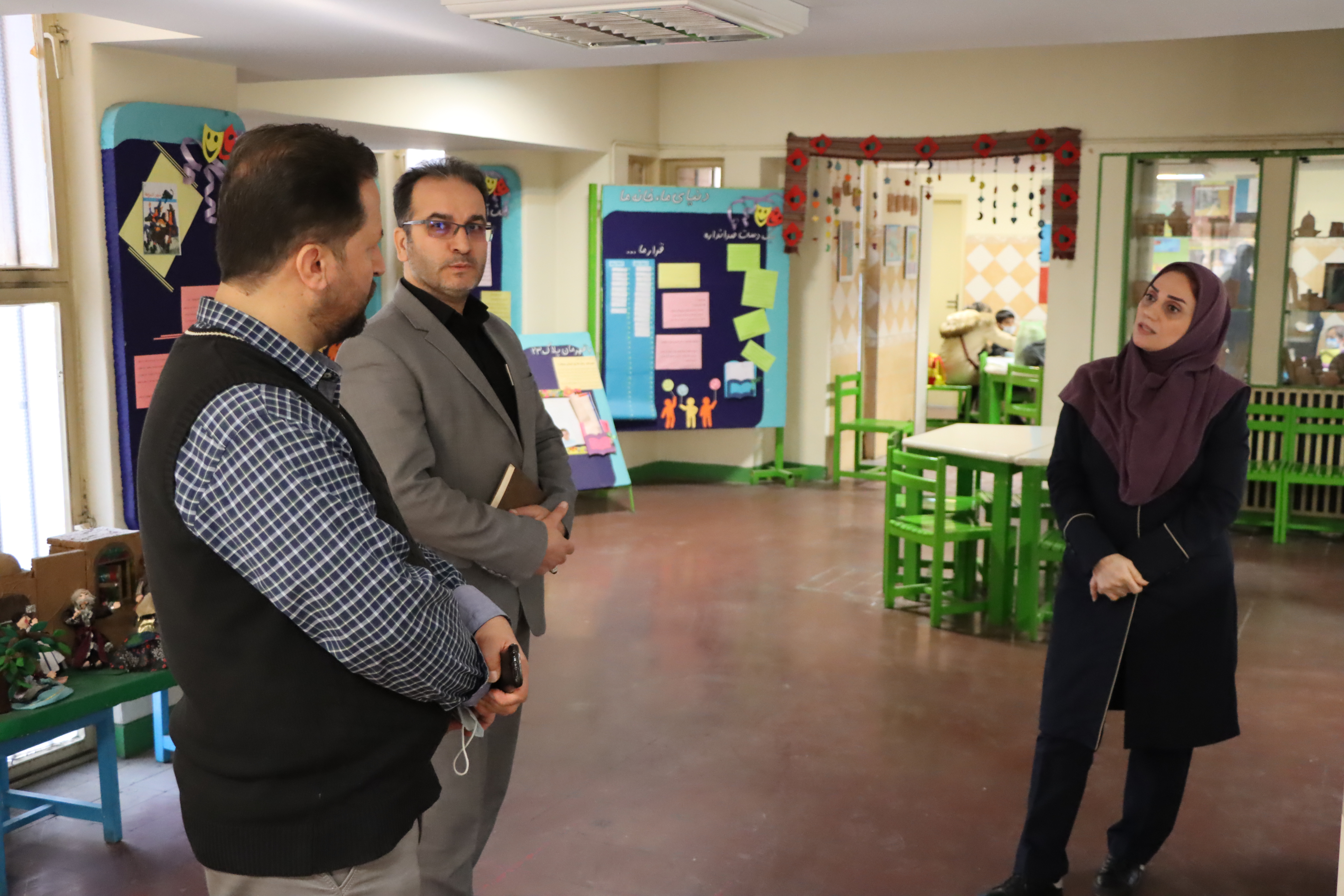 بازدید سرپرست اداره کل و معاون اداری مالی از مراکز کانون استان تهران