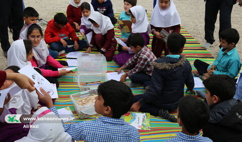 پیک امید کانون بوشهر به روستای تنگ زرد رسید