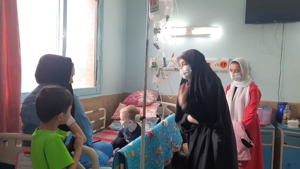 نشر مهربانی و همدلی