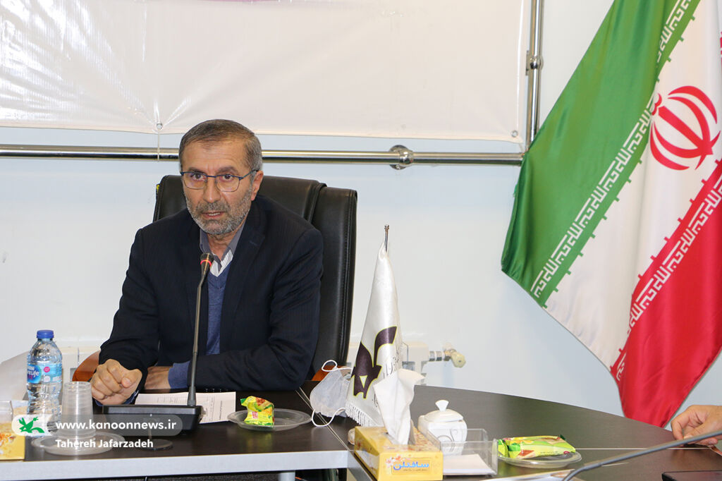 نخستین جلسهی هماندیشی اعضای کمیته کودک و نوجوان در کانون سمنان