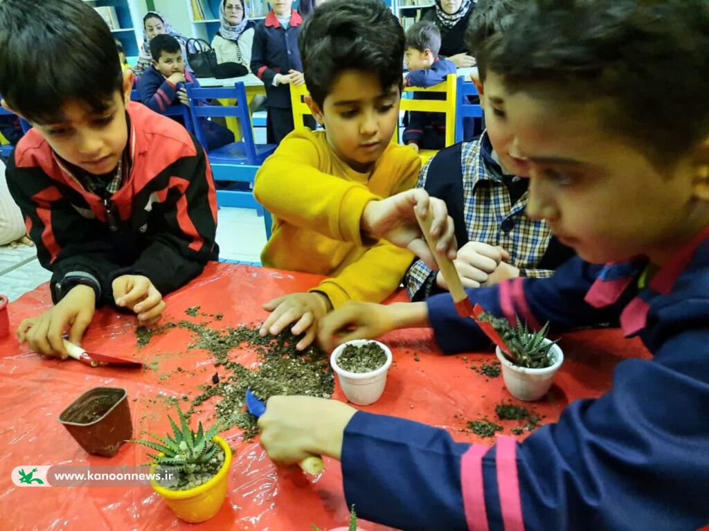 ویژه برنامهی (زیباترین ستاره سپاس) در مرکز قیدار کانون زنجان