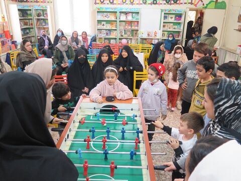 چند نما از گرامی‌داشت زادروز حضرت زهرا(س) و روز زن در مراکز فرهنگی و هنری کانون استان قزوین