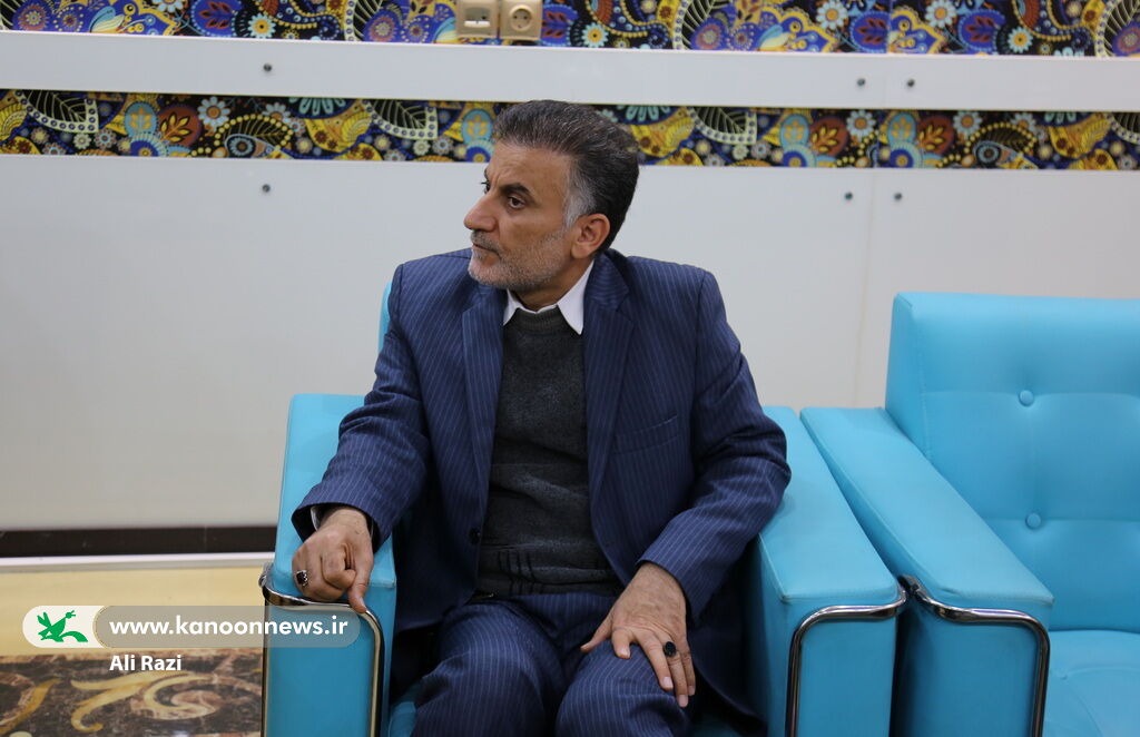 تقدیر فرماندار بوشهر از بانوان شاغل در کانون شهرستان