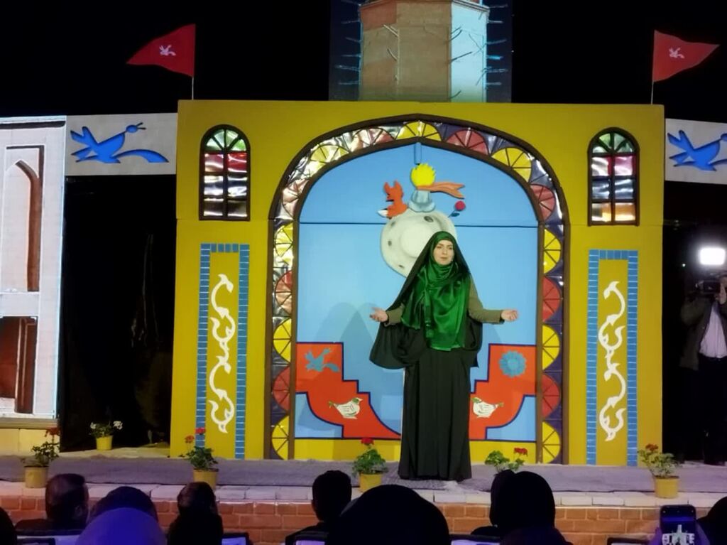 اجرای قصهگویان خوزستانی در مرحله پایانی بیستوچهارمین جشنواره بینالمللی قصهگویی