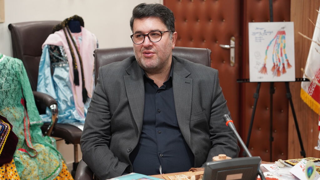 کارگاه «هنرهای بومی منطقهای» ویژه مربیان فرهنگی استان برگزار شد