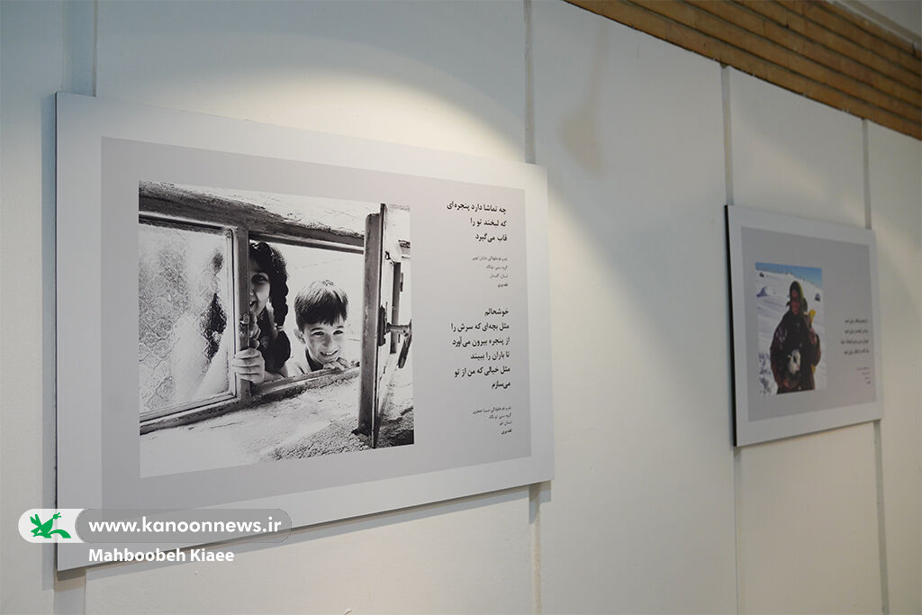 نمایشگاه آثار منتخب نخستین جشنواره ادبی هنری «عکس نگار» افتتاح شد