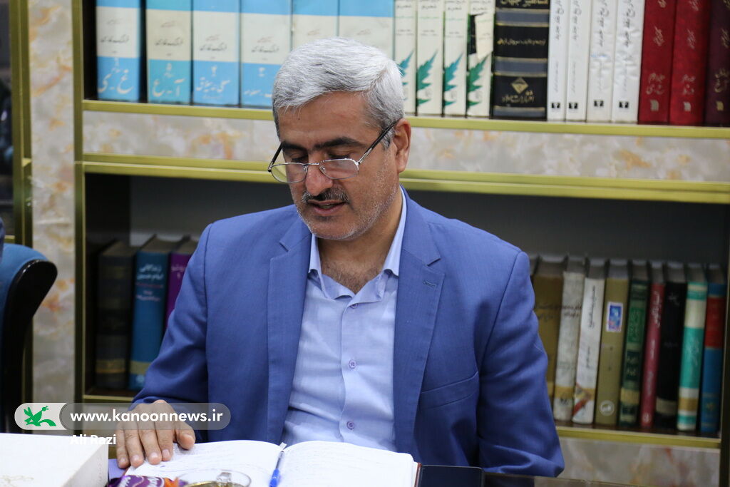 سومین نشست کمیته کودک و نوجوان دهه فجر استان بوشهر با حضور اعضا کمیته برگزار شد