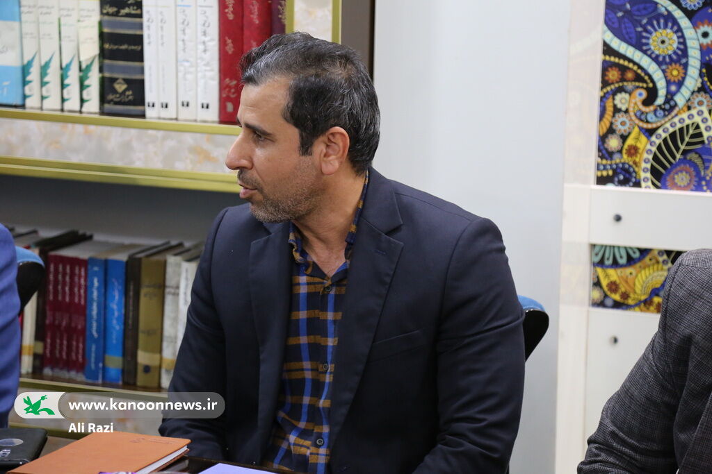 سومین نشست کمیته کودک و نوجوان دهه فجر استان بوشهر با حضور اعضا کمیته برگزار شد