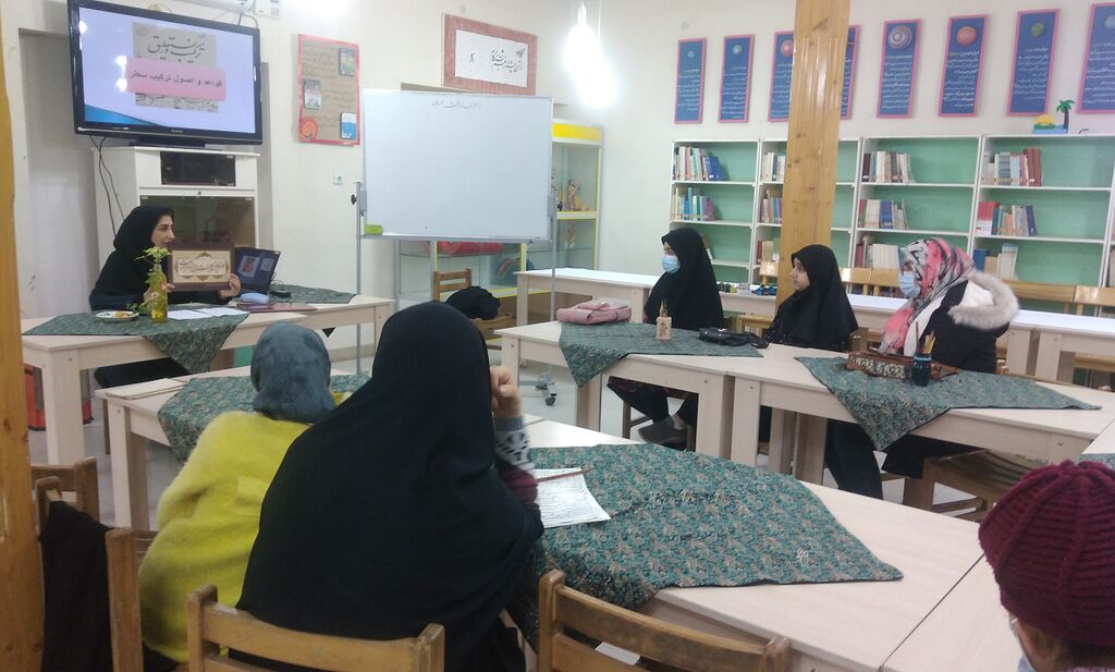 برگزاری چهارمین نشست تخصصی انجمن هنرهای تجسمی (خوشنویسی) کانون خوزستان