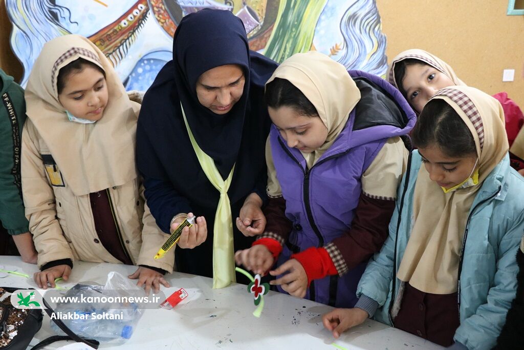 جشن بزرگ انقلاب در کانون کرمان آغاز شد