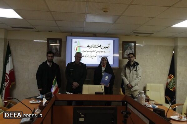 کسب "رتبه دوم" بیست و چهارمین کنگره سراسری شعر دفاع مقدس و مقاومت توسط  مربی ادبی کانون پرورش فکری کودکان و نوجوانان استان همدان