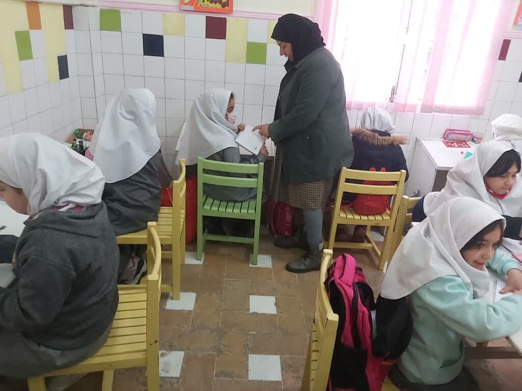 گرامیداشت اولین روز ایام الله دهه فجر در مراکز کانون البرز