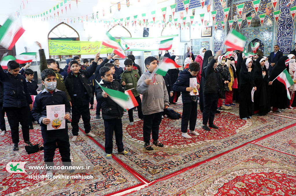 نسل چهارم و پنجمیها با امام راحل(ره) و شهیدان پیمانی دوباره بستند