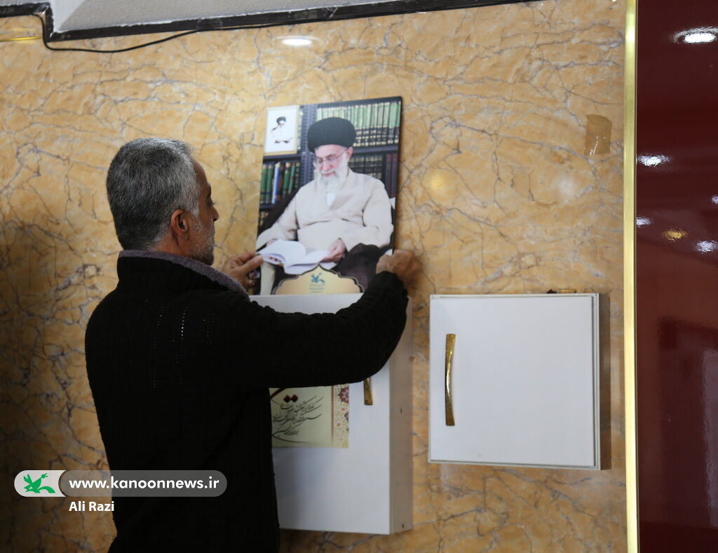 تجدید میثاق کارکنان کانون استان بوشهر با آرمان های امام و رهبری