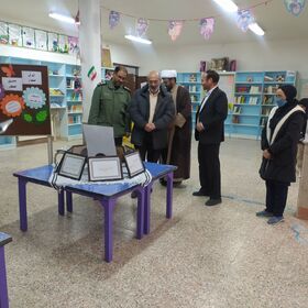 افتتاح نمایشگاه هنری " به رنگ خدا" در کانون پرورش فکری سرایان