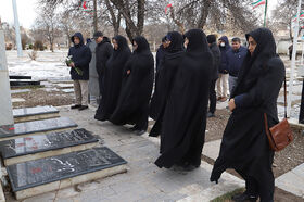 کارکنان و مربیان کانون استان اردبیل با آرمان‌های شهدا تجدید عهد کردند