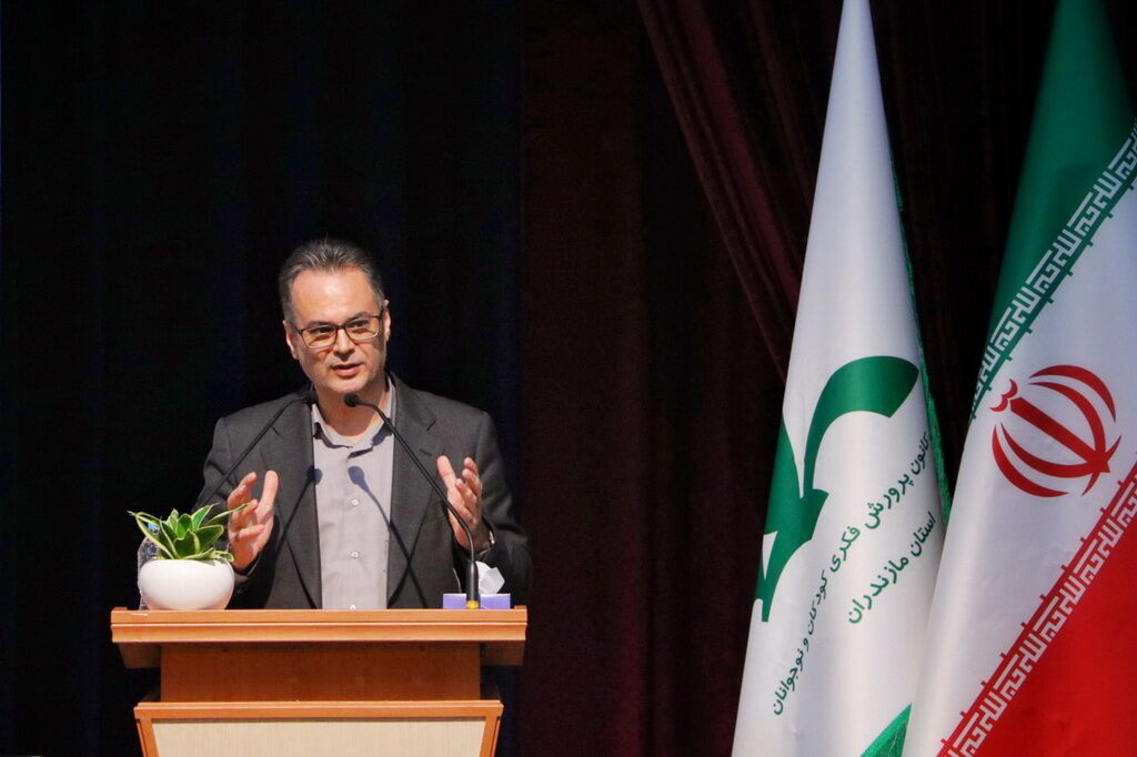 آیین تکریم و معارفه مدیرکل کانون استان مازندارن برگزار شد