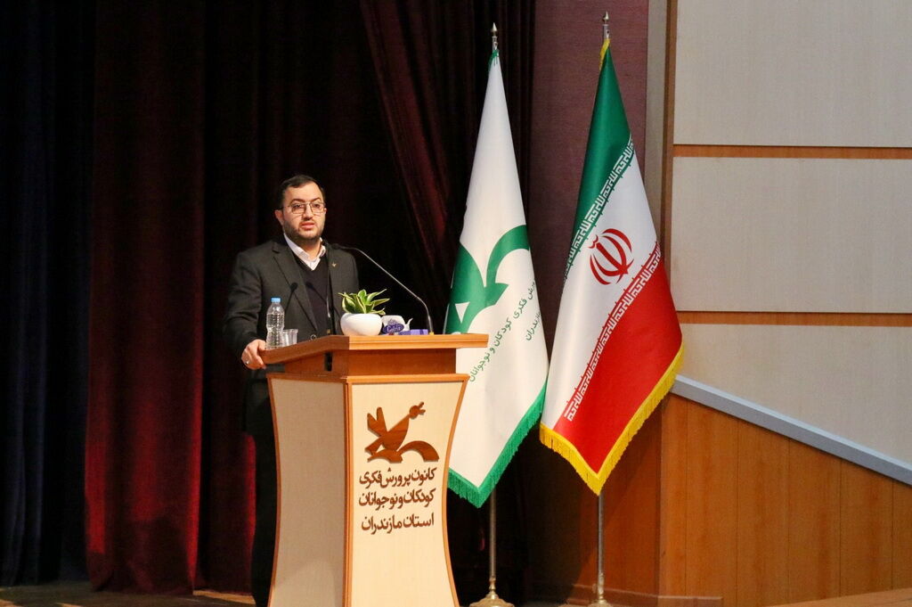 آیین تکریم و معارفه مدیرکل کانون استان مازندارن برگزار شد