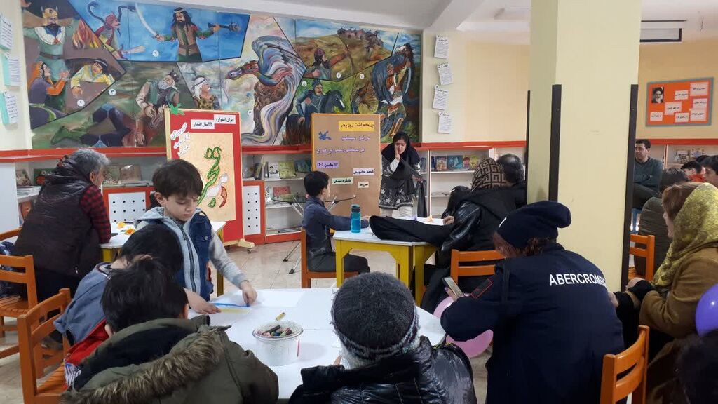 کارگاههای «پدر و فرزند» و «خانوادهی ایرانی» در مراکز کانون کرج برگزار شد