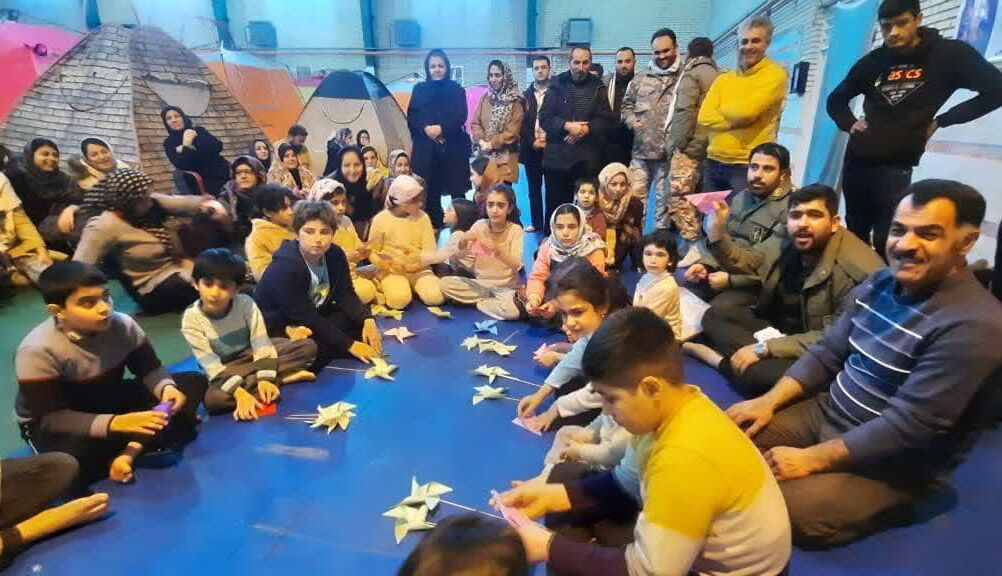 امداد فرهنگی کانون در مناطق زلزلهزده خوی امداد فرهنگی کانون در مناطق زلزلهزده خوی