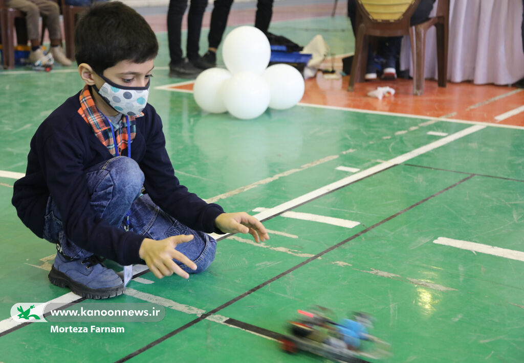 چهارمین دوره مسابقات رباتیک دانش‌آموزی