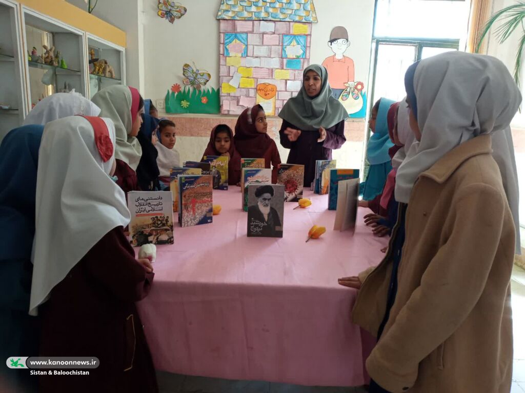 افتتاح نمایشگاههای آثار مربیان و اعضا در مراکز فرهنگیهنری سیستان و بلوچستان