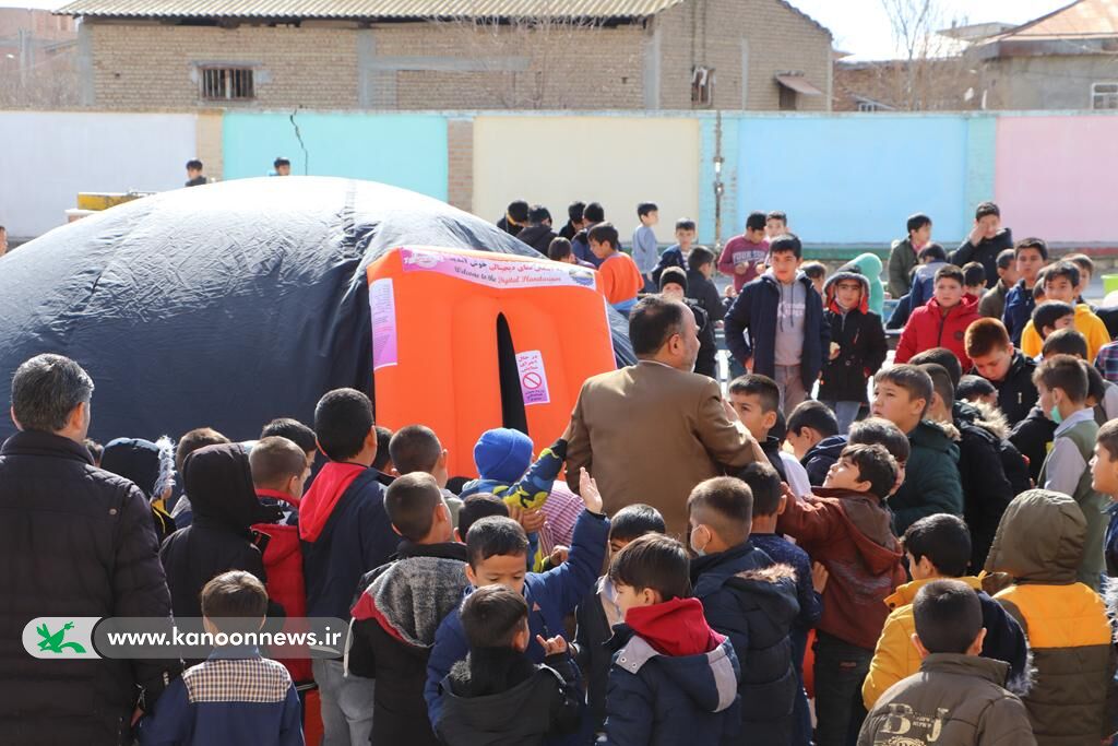 زندهشدن امید در دل کودکان و نوجوانان مناطق کمترتوسعه یافته در دهه فجر