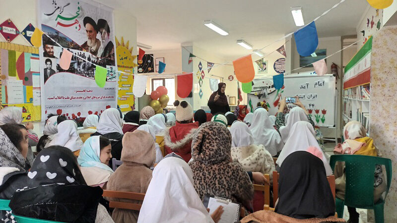 ویژه برنامهی جشن انقلاب در کانون شهرستان انگوت برگزار شد