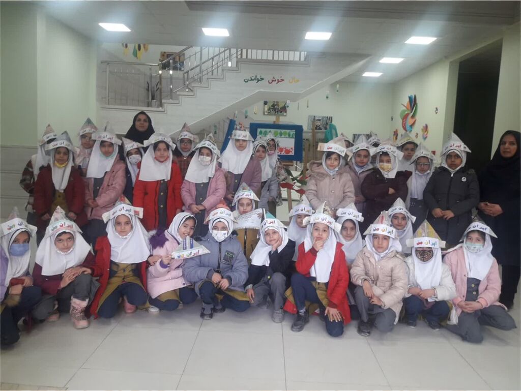 ششمین روز از بهار انقلاب اسلامی در مراکز فرهنگی هنری کانون پرورش فکری کودکان و نوجوانان استان همدان