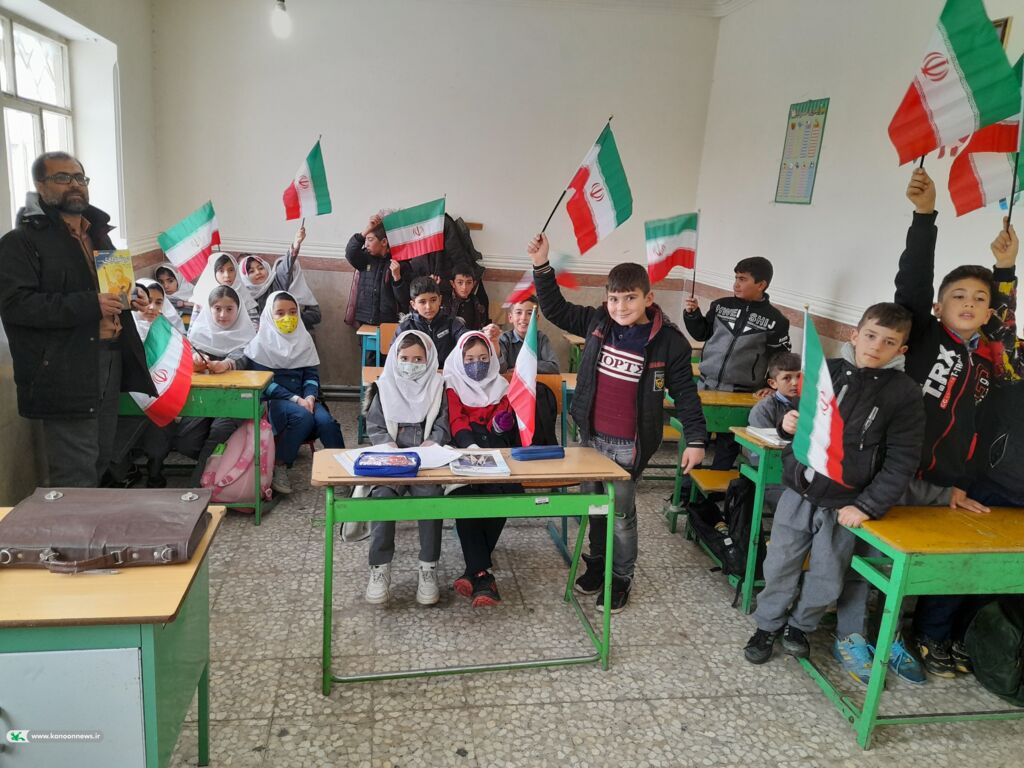 ویژه برنامههای کتابخانههای سیار روستایی دندی، سجاس و قرهپشتلو در مناطق کم برخوردار