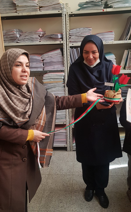 اهدای کتاب بریل از طرف کانون استان تهران به مدارس ویژه نابینایان