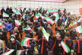 جشن انقلاب در سالن سینما کانون ساری برگزار شد