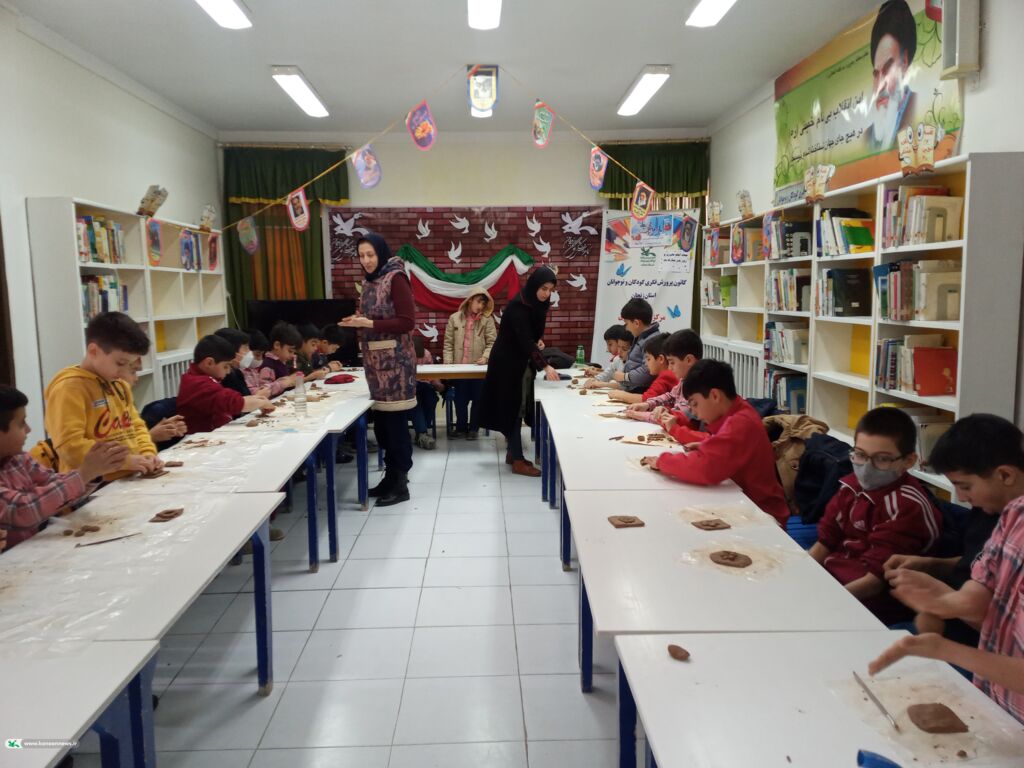 مرکز فرهنگی هنری ماهنشان در دهه مبارک فجر