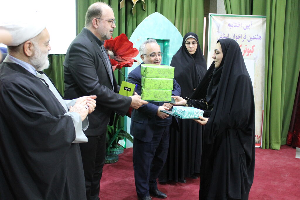 مسوولان نهادها، کانون را محل ارتباط خود با کودکان و نوجوانان قرار دهند