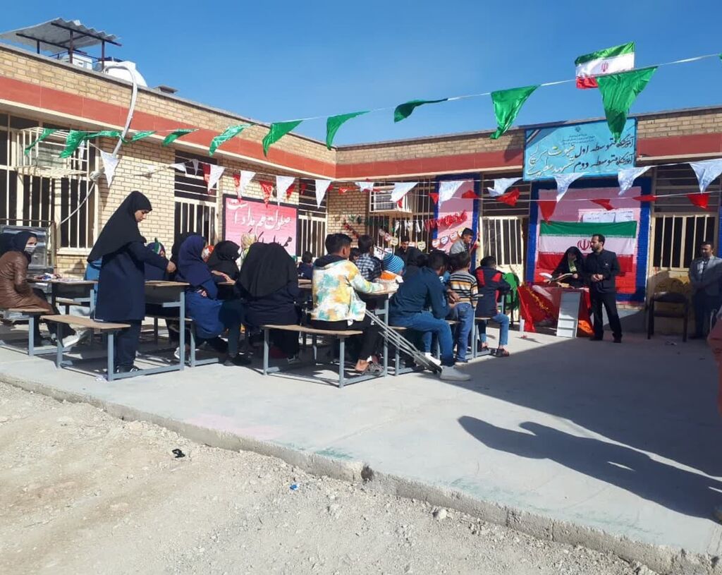 اعزام کتابخانه‌های سیار کانون خوزستان به منطقه عشایری سرگچ رامهرمز