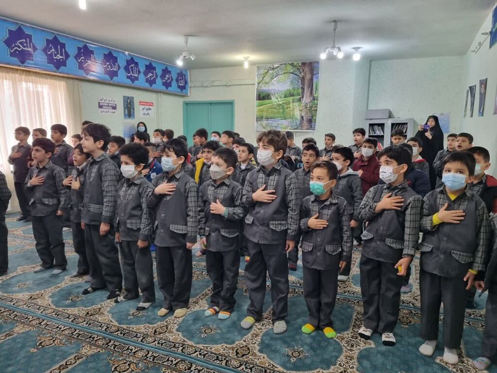 پیک امید کانون پرورش فکری کودکان و نوجوانان در پایگاه هوایی شهید نوژه