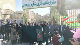 «ایستگاه انقلاب» کانون پرورش فکری سیستان و بلوچستان در مسیر راهپیمایی ۲۲ بهمن