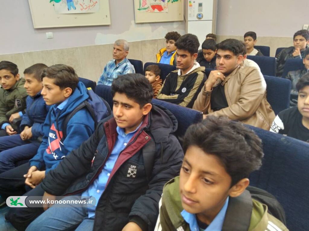 مرکز فرهنگی وحدتیه میزبان جشنواره چاووشی خوانی انقلاب شد