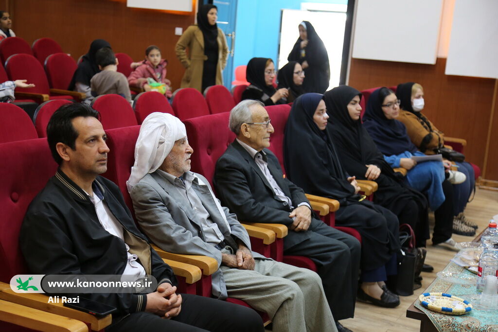 مرکز فرهنگی دیلم میزبان جشنواره مشاعره پروانه های فجر شد