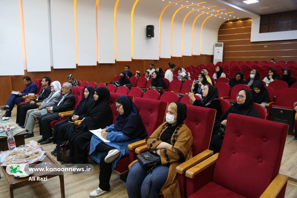 مرکز فرهنگی دیلم میزبان جشنواره مشاعره پروانه های فجر شد