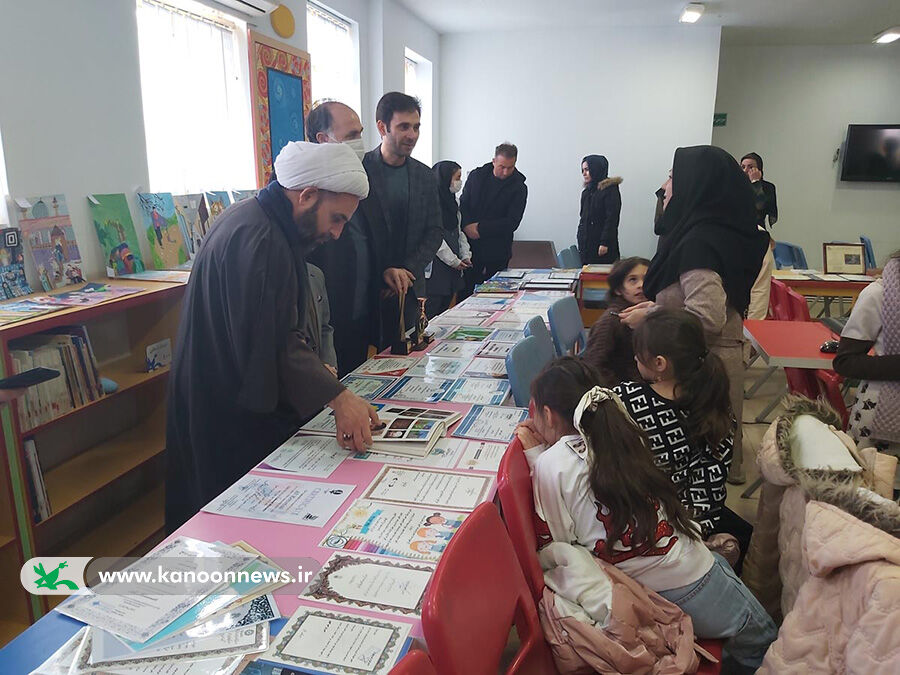 جشن ۴۴ سالگی انقلاب اسلامی در مرکز یک کانون پارسآباد