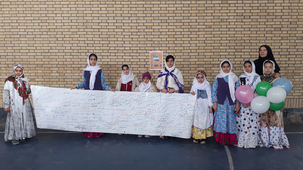 برنامههای دهه مبارک فجر در کانون شهرستان نیر پایان یافت